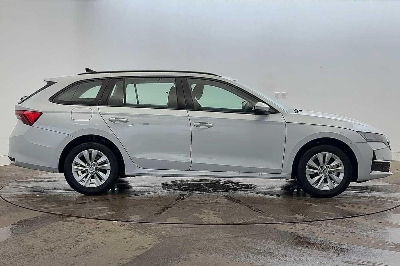 Used Skoda Octavia 2024 for sale - 76703916: Photo 4