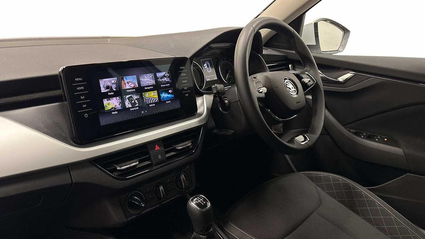 Used Skoda Kamiq 2023 for sale - 77274811: Photo 2