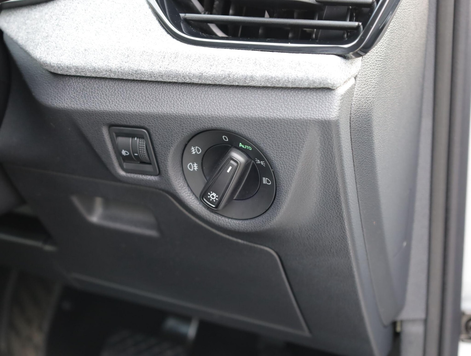 Used Skoda Kamiq 2025 for sale - 78039215: Photo 24