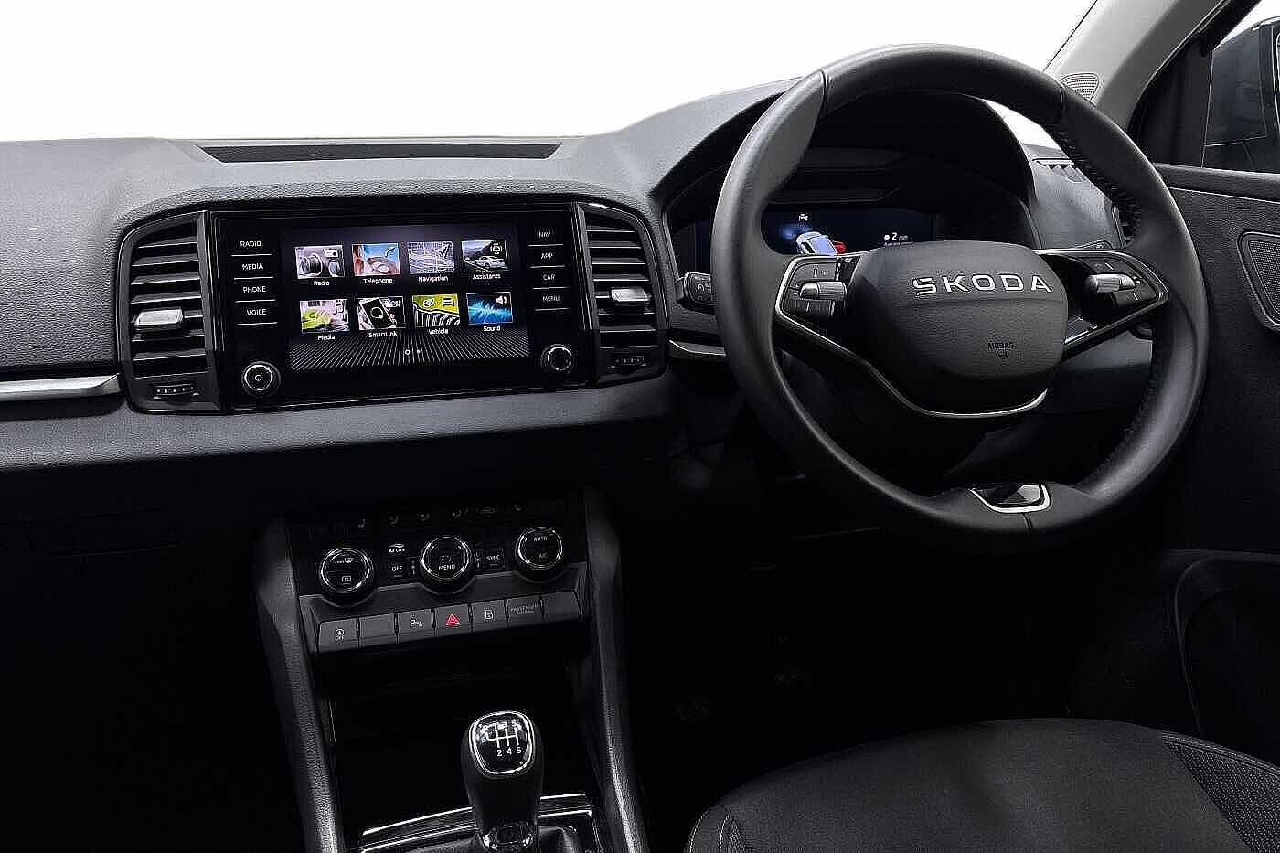 Used Skoda Karoq 2025 for sale - 77135528: Photo 2