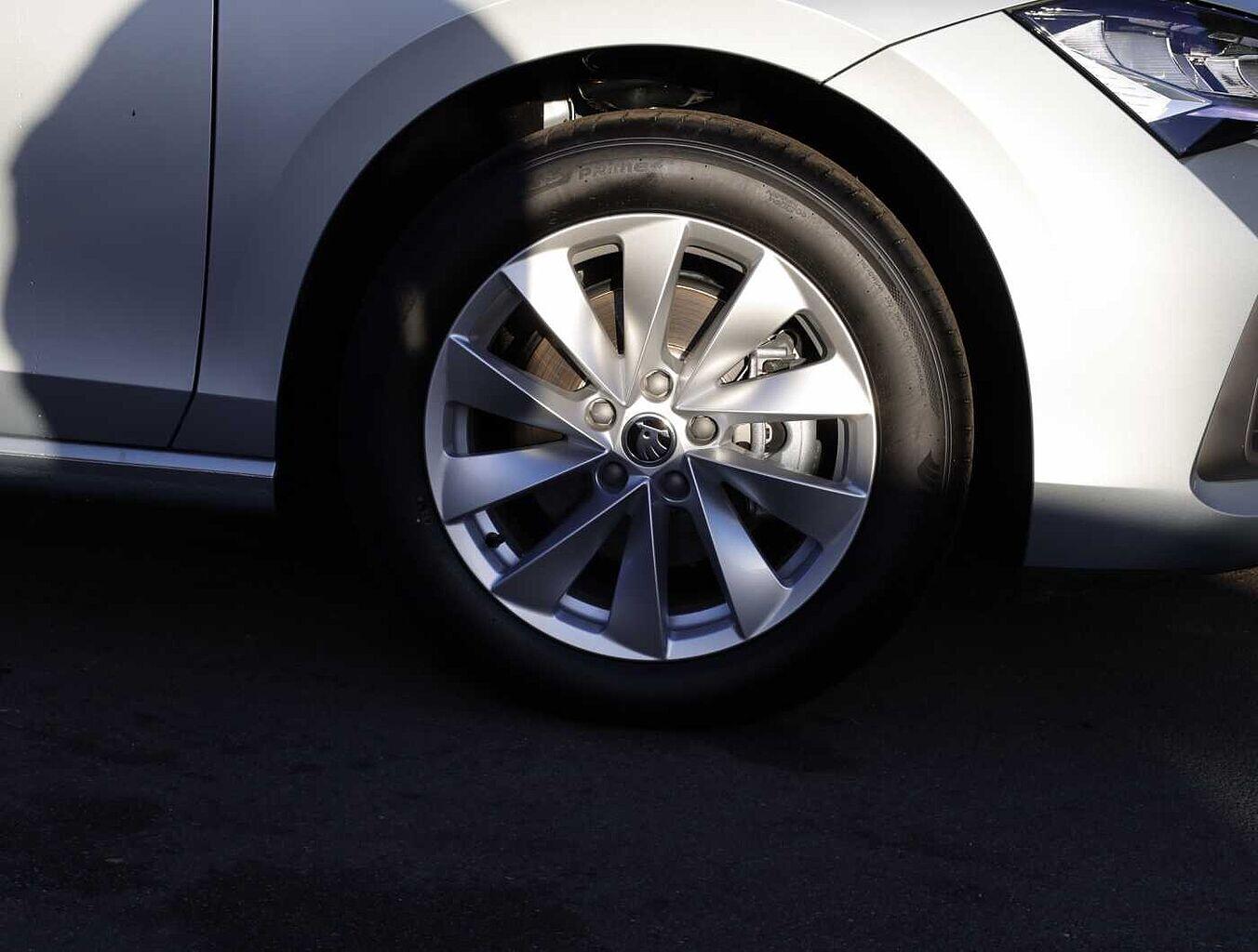 Used Skoda Superb 2024 for sale - 76676791: Photo 5