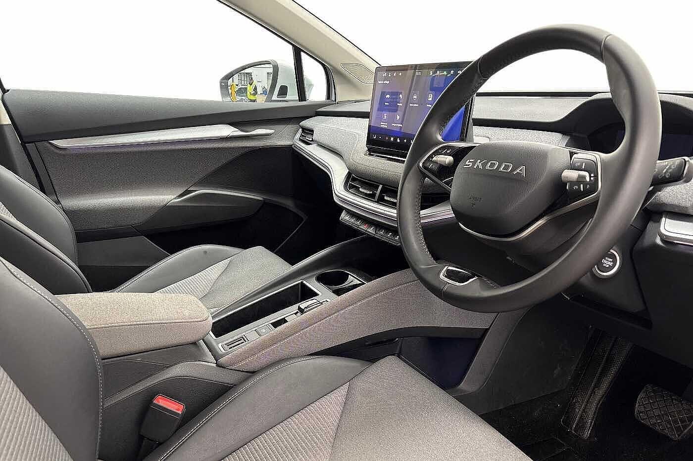Used Skoda Enyaq 2025 for sale - 78206903: Photo 6