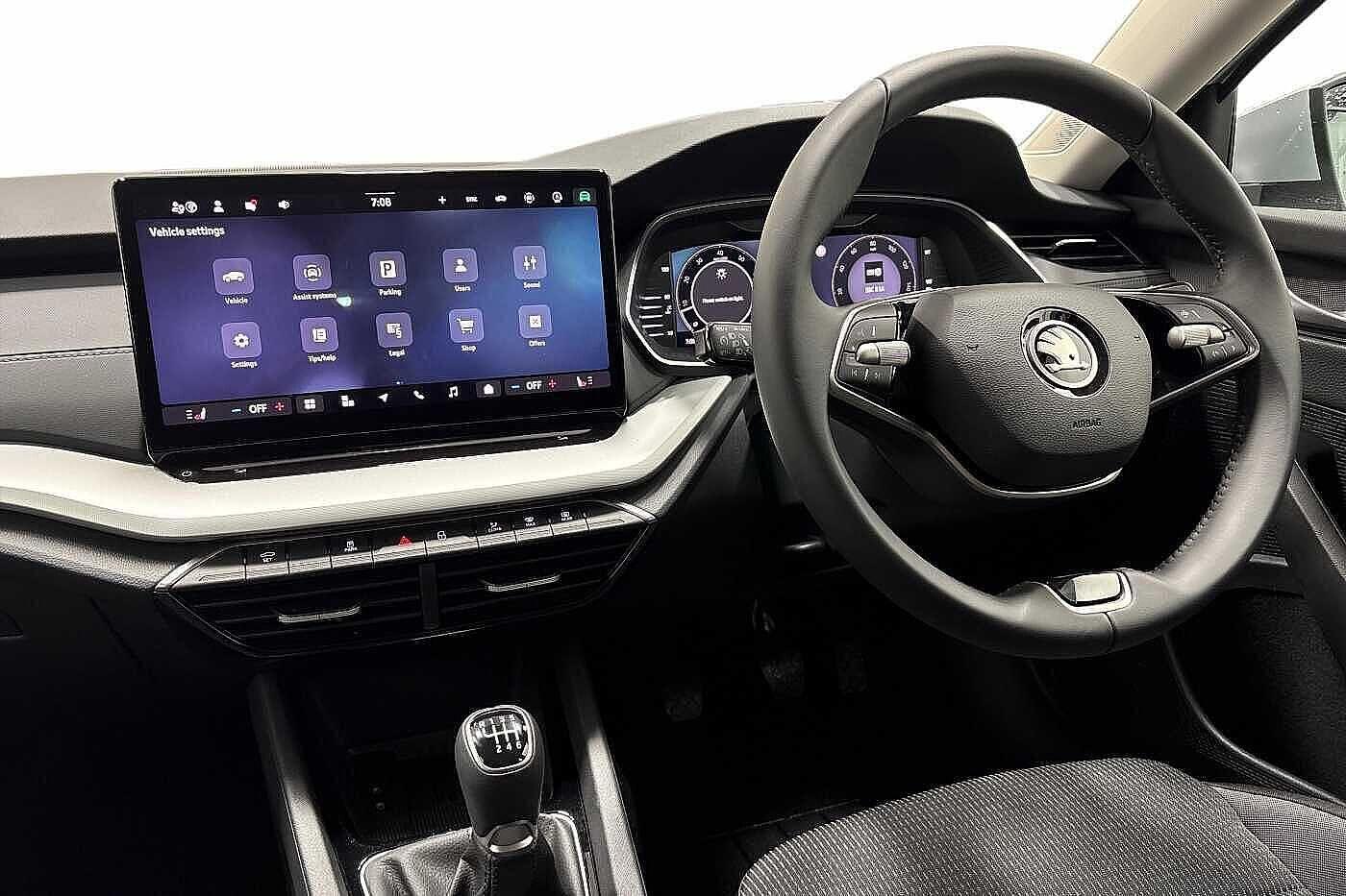 Used Skoda Octavia 2024 for sale - 76691276: Photo 2