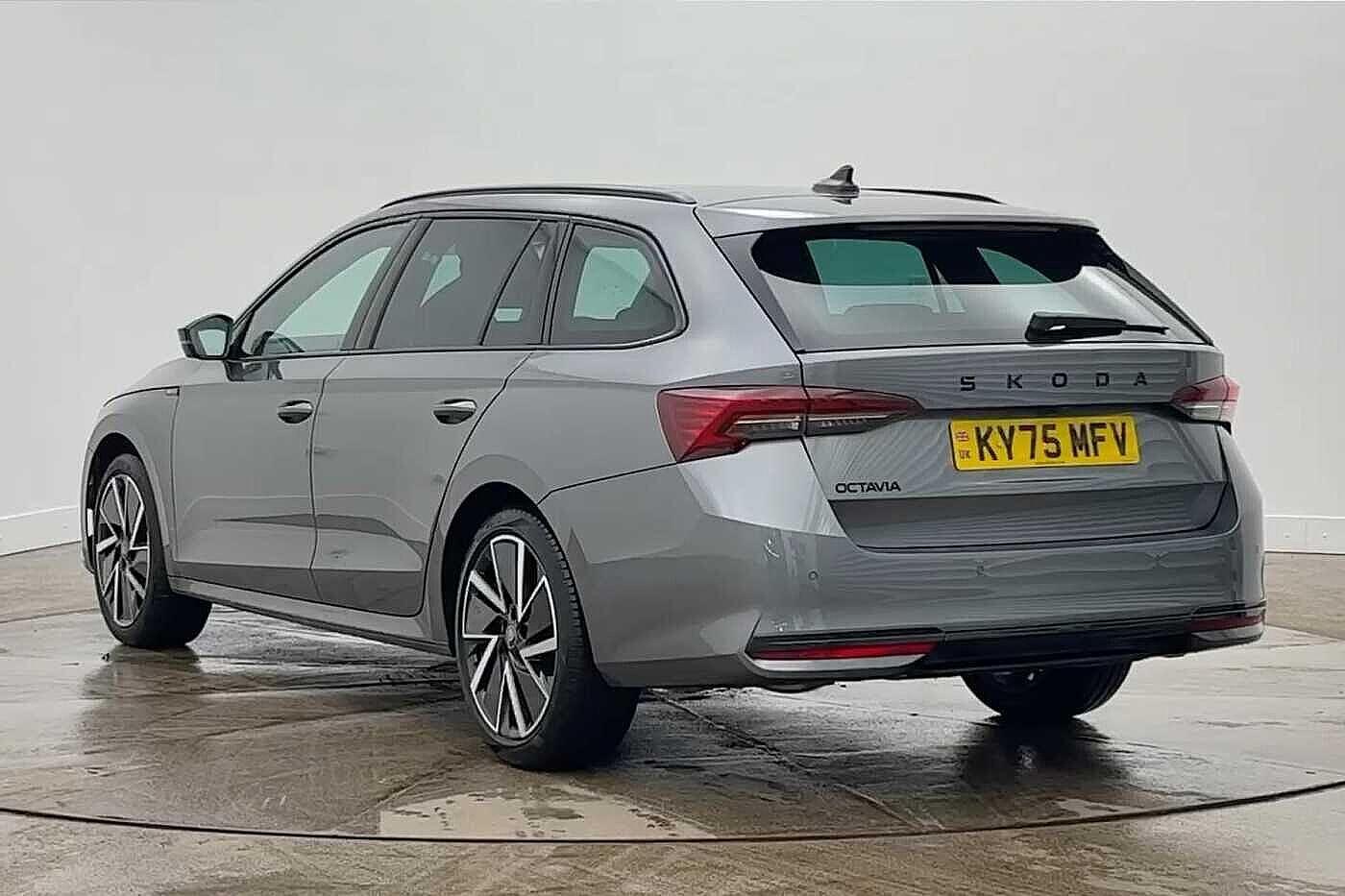 Used Skoda Octavia 2025 for sale - 77577821: Photo 3