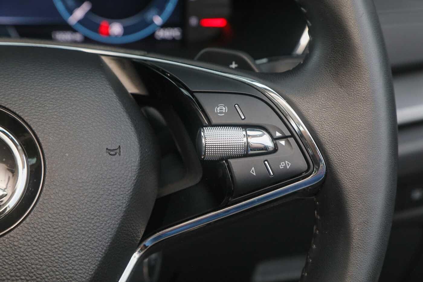 Used Skoda Octavia 2023 for sale - 77701236: Photo 17