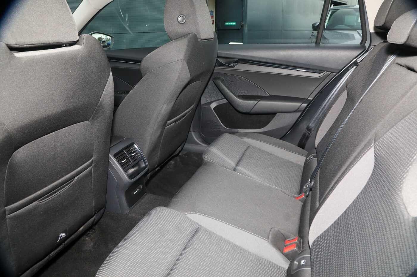 Used Skoda Octavia 2023 for sale - 77701236: Photo 8