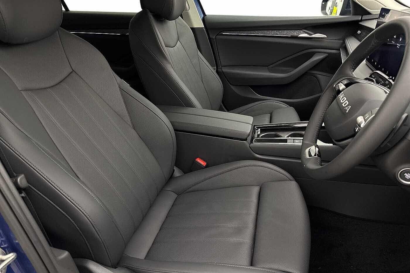 Used Skoda Superb 2025 for sale - 77577856: Photo 10