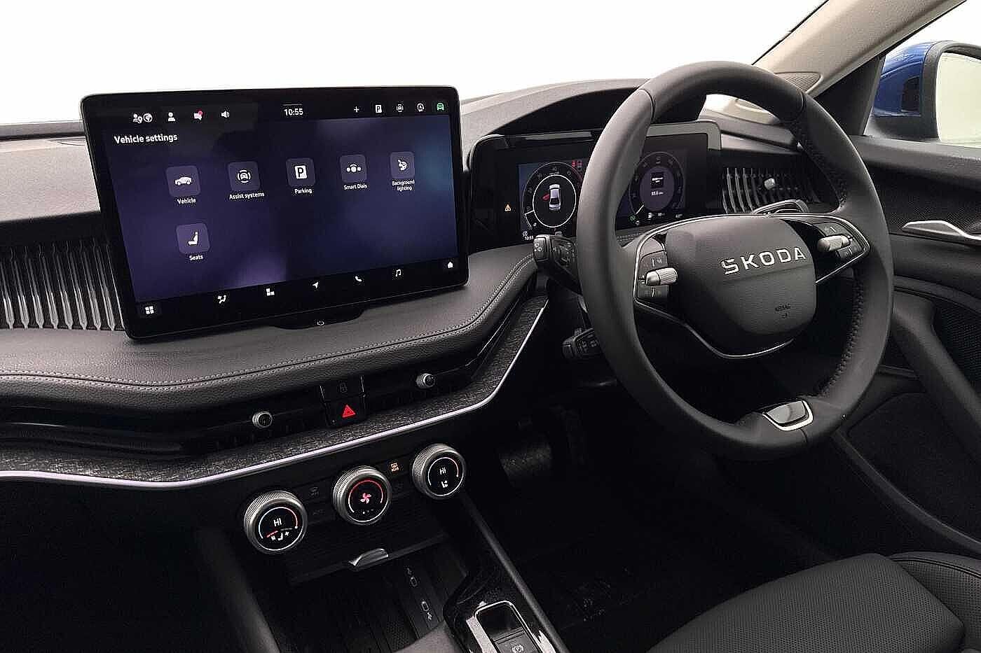 Used Skoda Superb 2025 for sale - 77577856: Photo 2