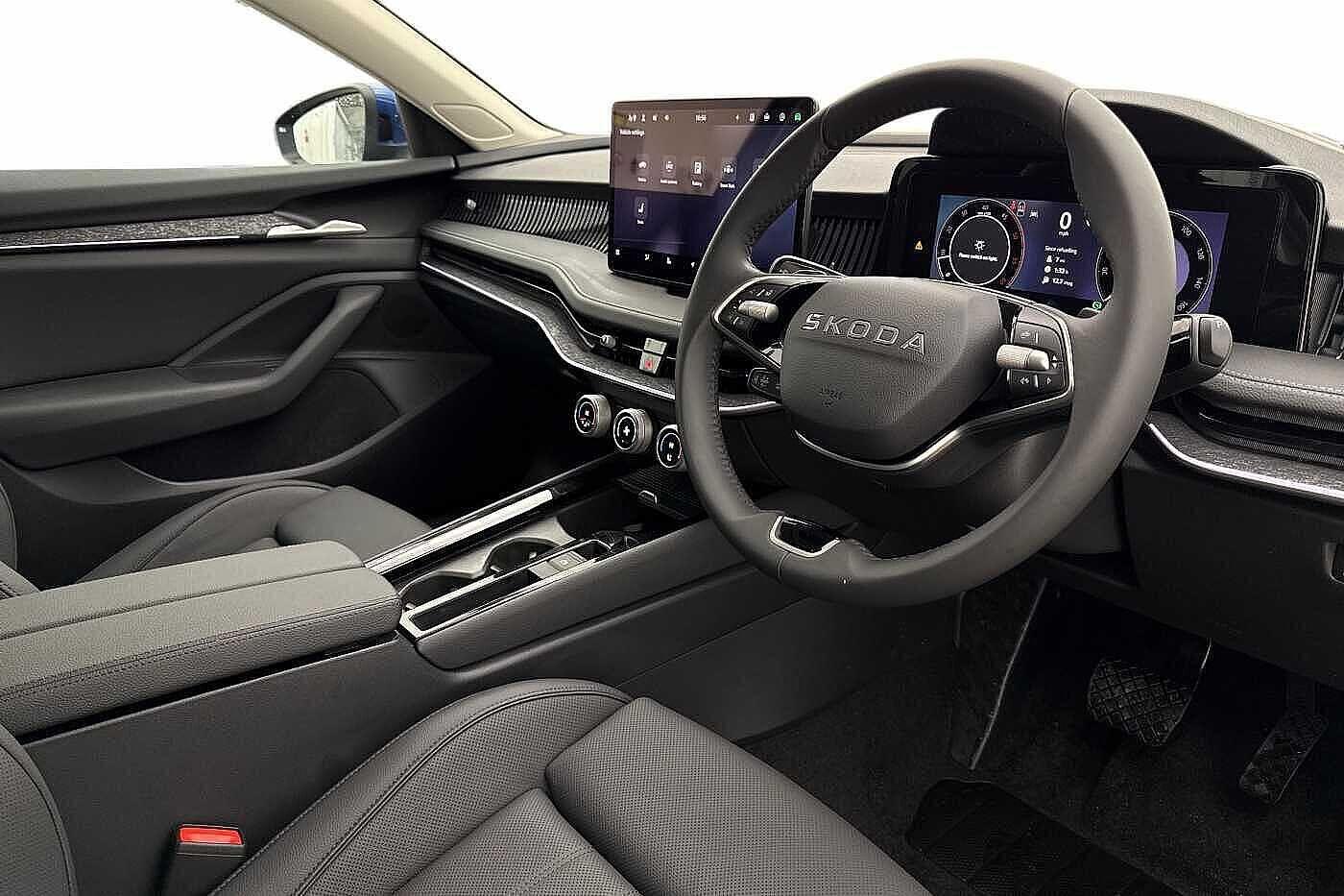 Used Skoda Superb 2025 for sale - 77577856: Photo 6