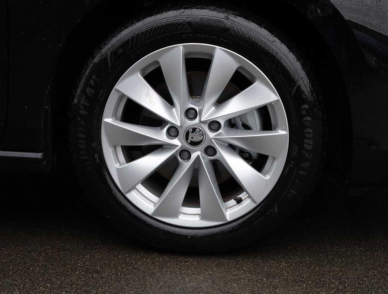 Used Skoda Superb 2024 for sale - 76676734: Photo 5