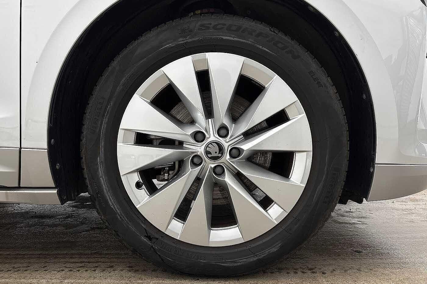 Used Skoda Enyaq 2025 for sale - 78206904: Photo 5