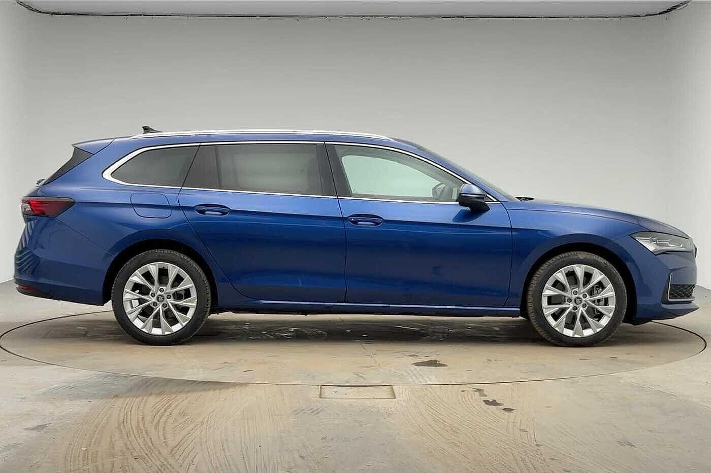 Used Skoda Superb 2026 for sale - 77910840: Photo 4