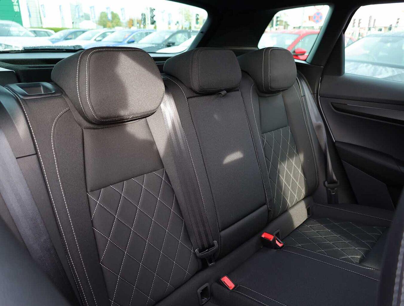 Used Skoda Karoq 2024 for sale - 76676823: Photo 13