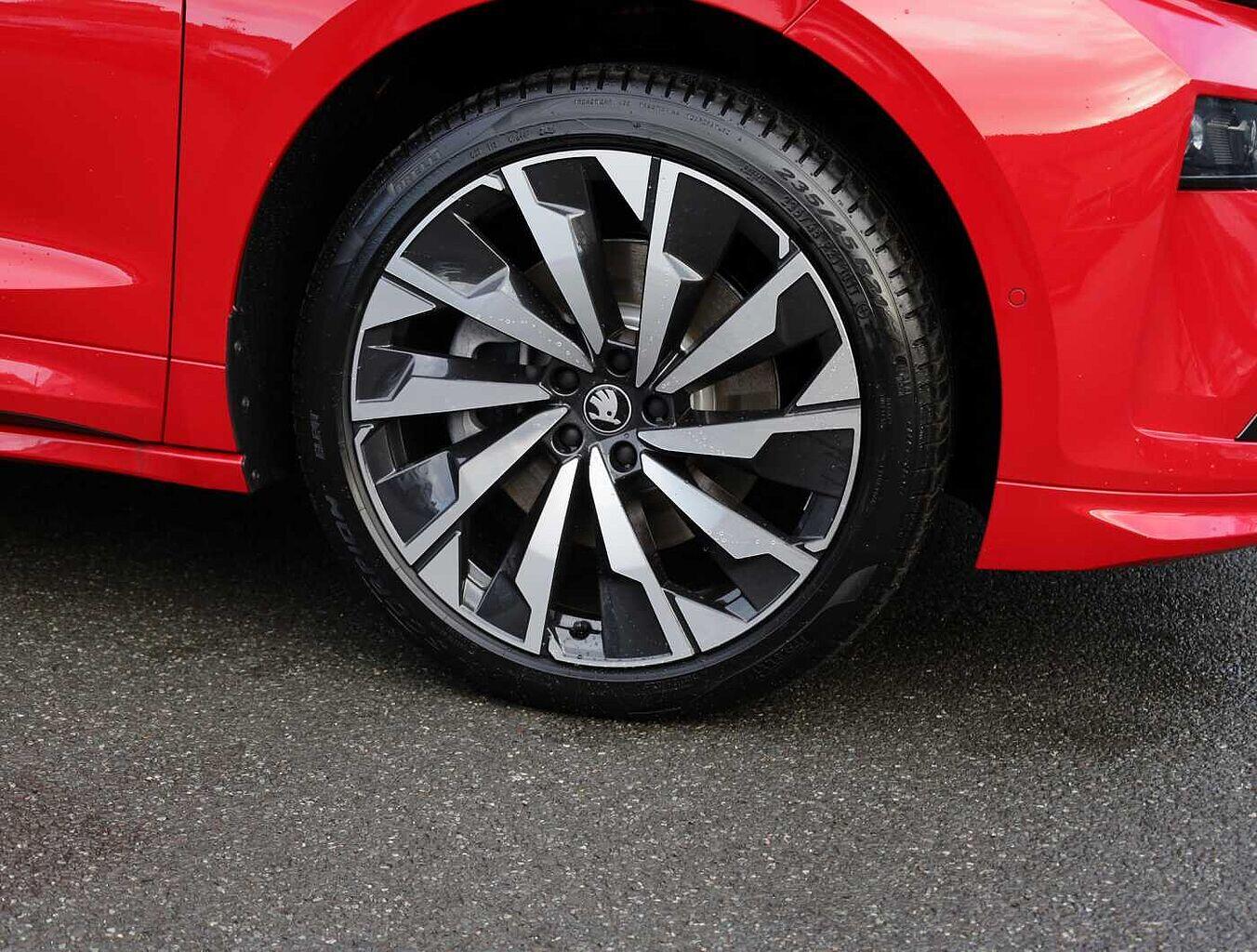 Used Skoda Enyaq 2025 for sale - 78140406: Photo 5