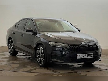 2025 (25) - 1.5 TSI 150 e-TEC Sportline 5dr DSG