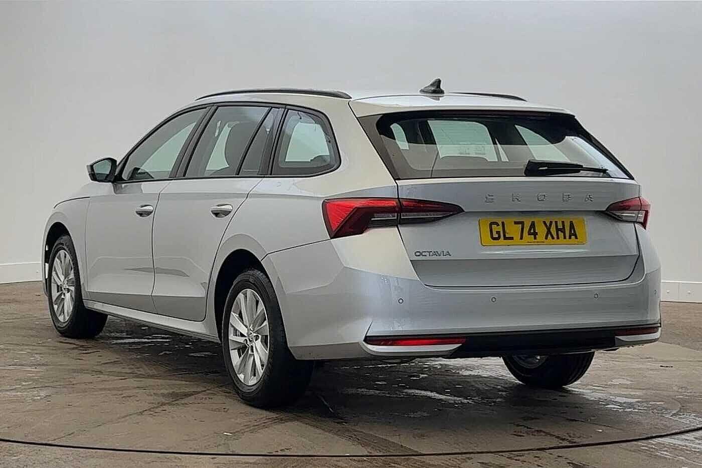 Used Skoda Octavia 2025 for sale - 77501031: Photo 3