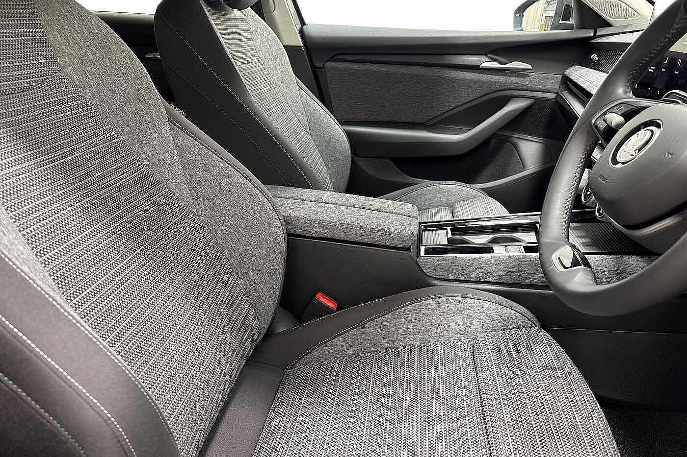 Used Skoda Superb 2025 for sale - 77177825: Photo 10