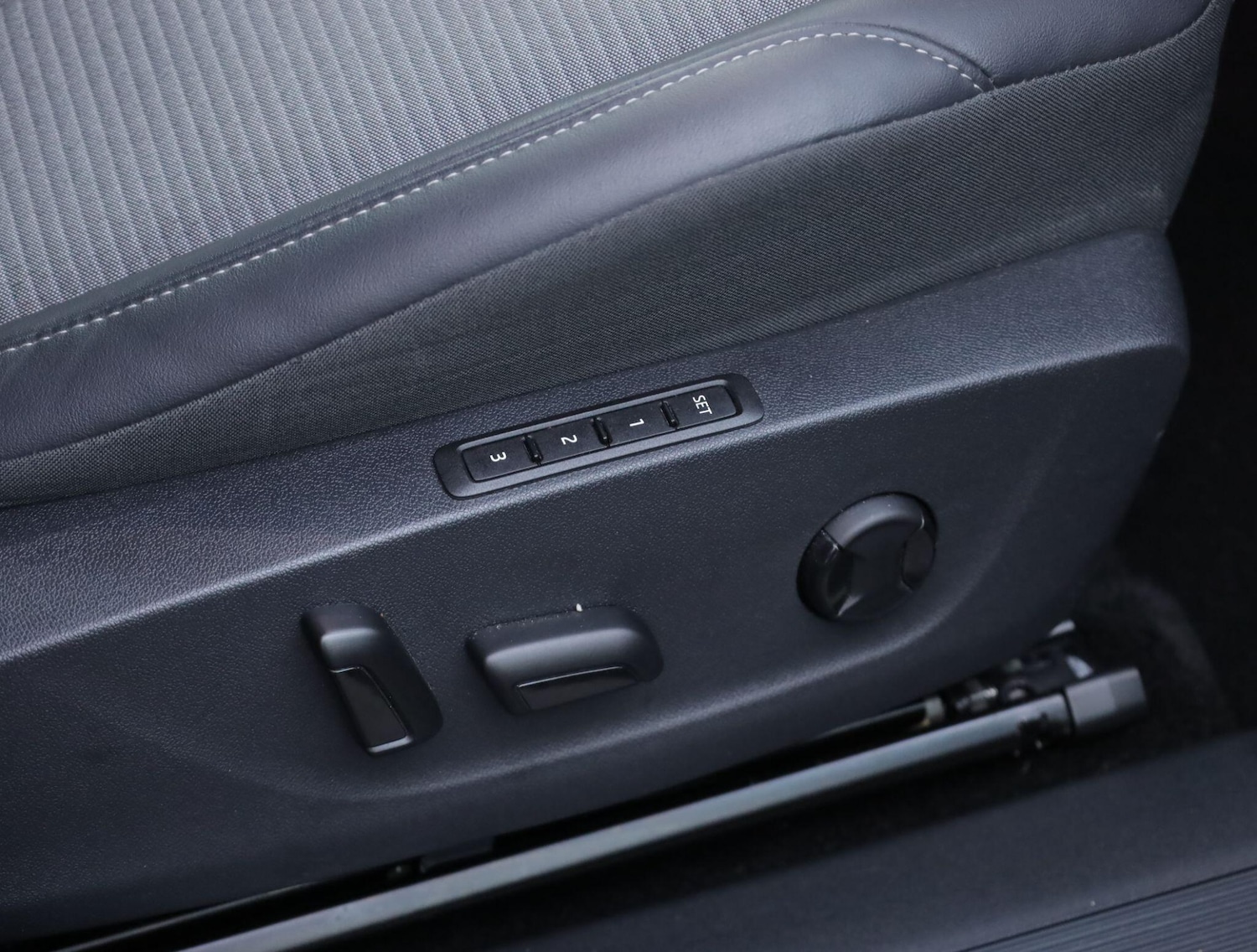 Used Skoda Enyaq 2024 for sale - 77220156: Photo 23