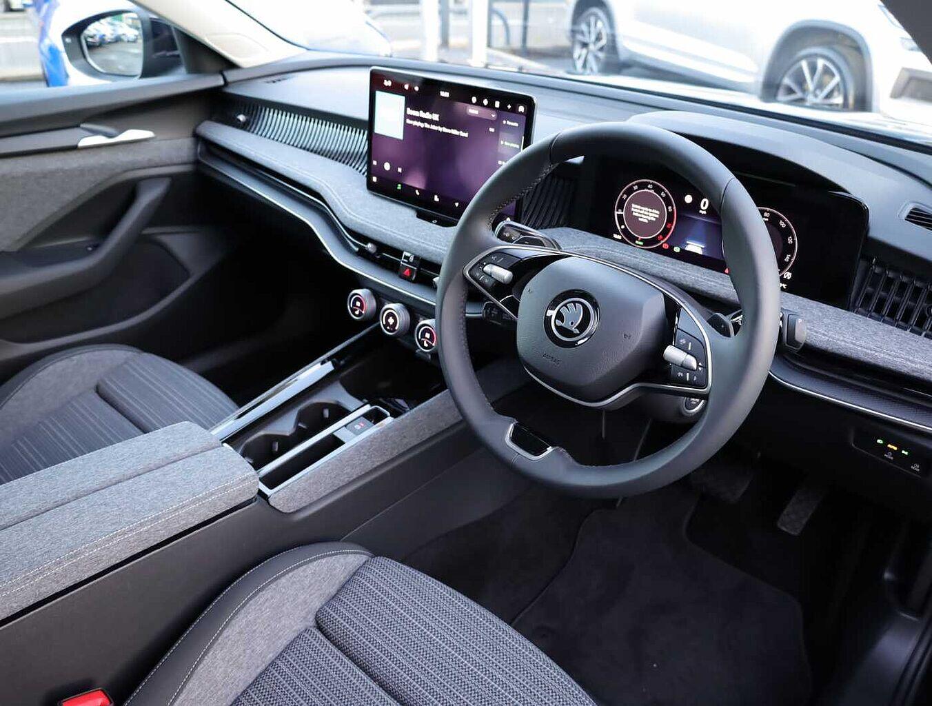 Used Skoda Superb 2024 for sale - 76676544: Photo 6