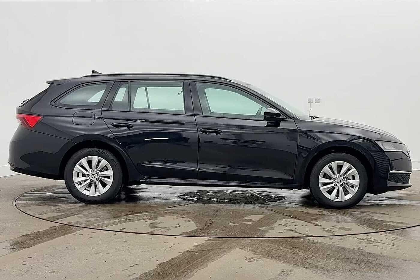 Used Skoda Octavia 2025 for sale - 77501029: Photo 4