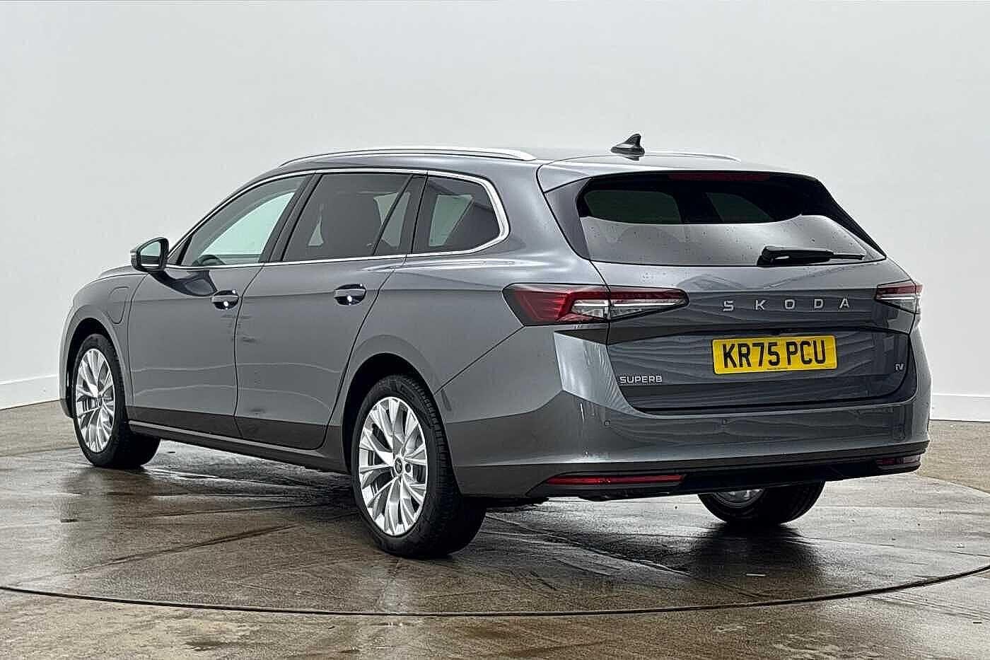 Used Skoda Superb 2026 for sale - 77910842: Photo 3