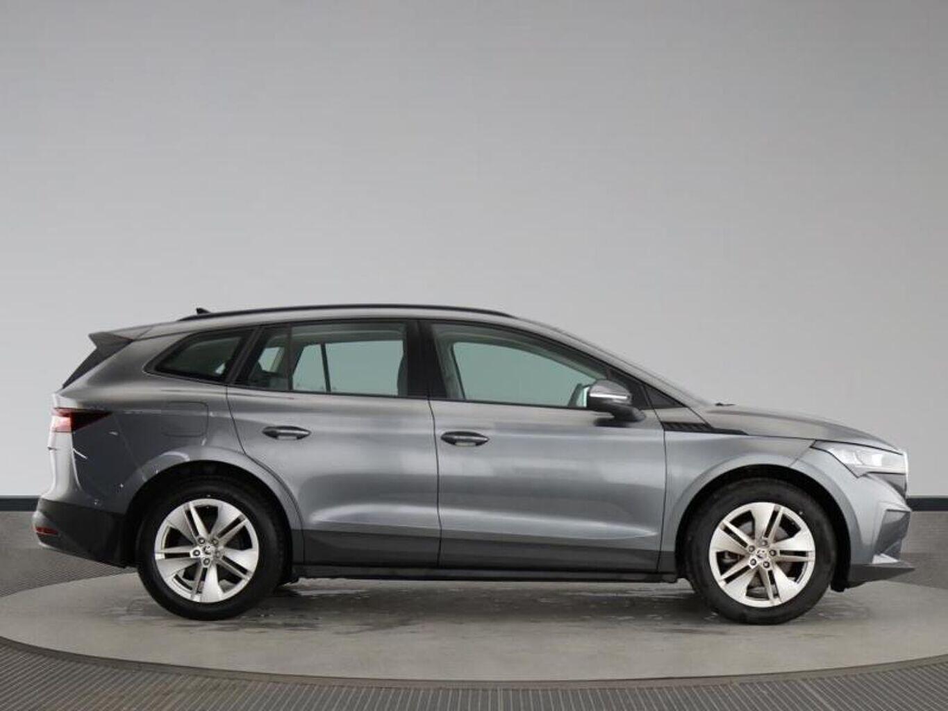 Used Skoda Enyaq 2025 for sale - 77124938: Photo 2