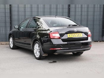 Used Skoda Octavia 2020 for sale - 78247414: Photo
