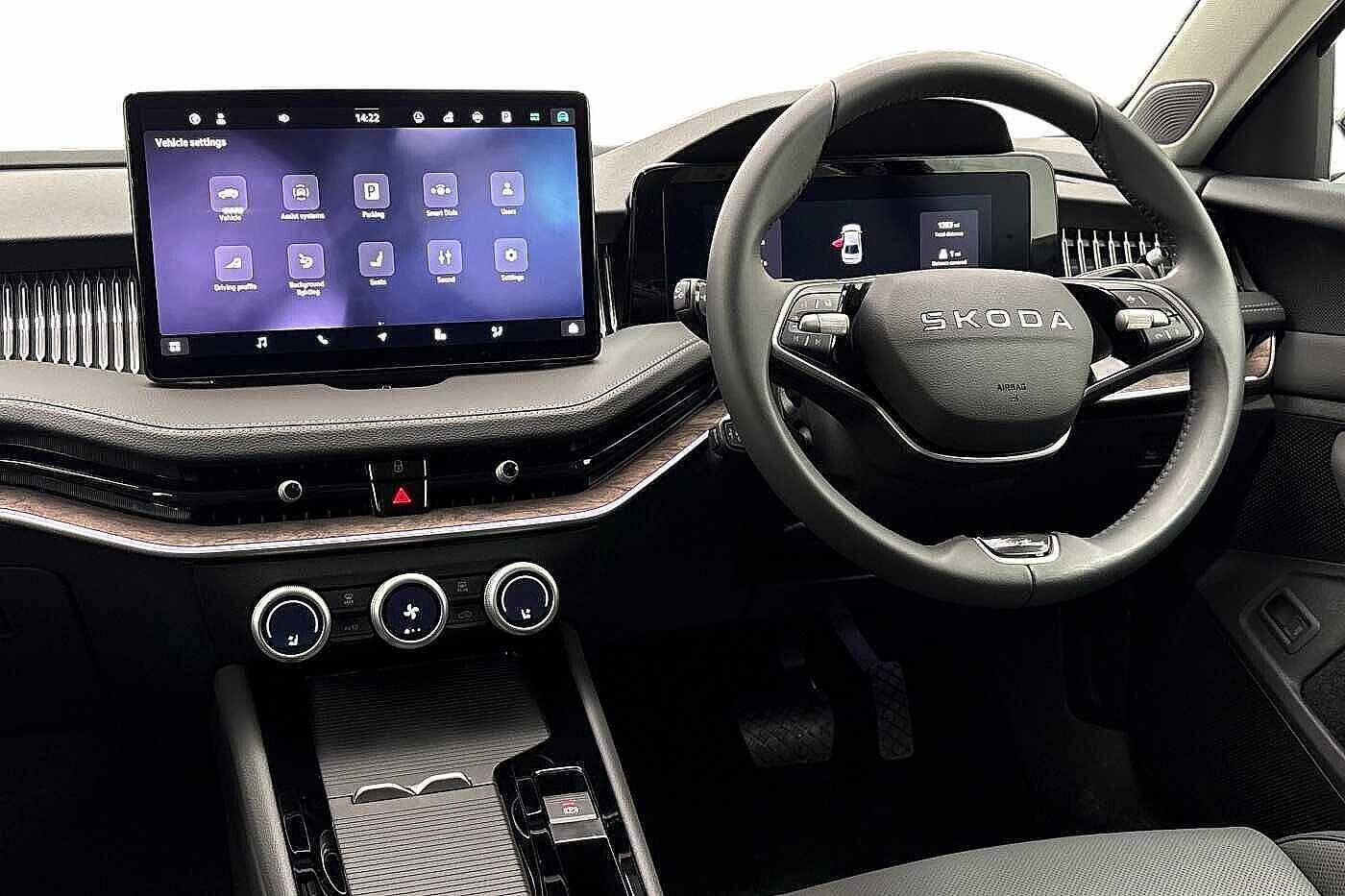 Used Skoda Superb 2025 for sale - 77282291: Photo 2