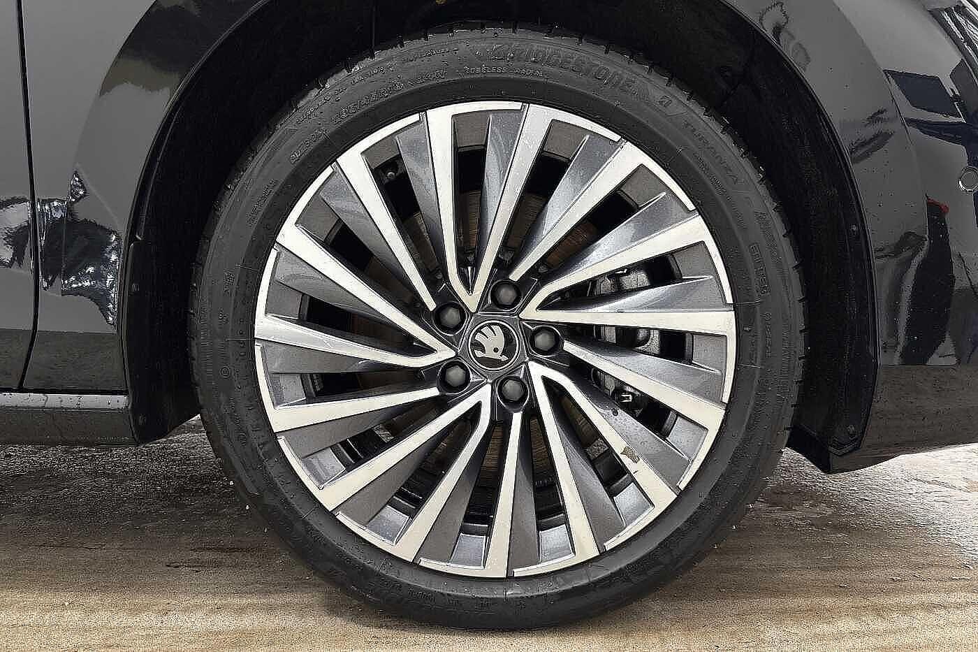 Used Skoda Superb 2025 for sale - 77282291: Photo 5