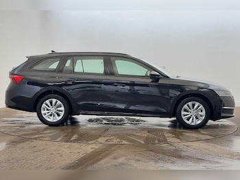 Used Skoda Octavia 2025 for sale - 77501033: Photo
