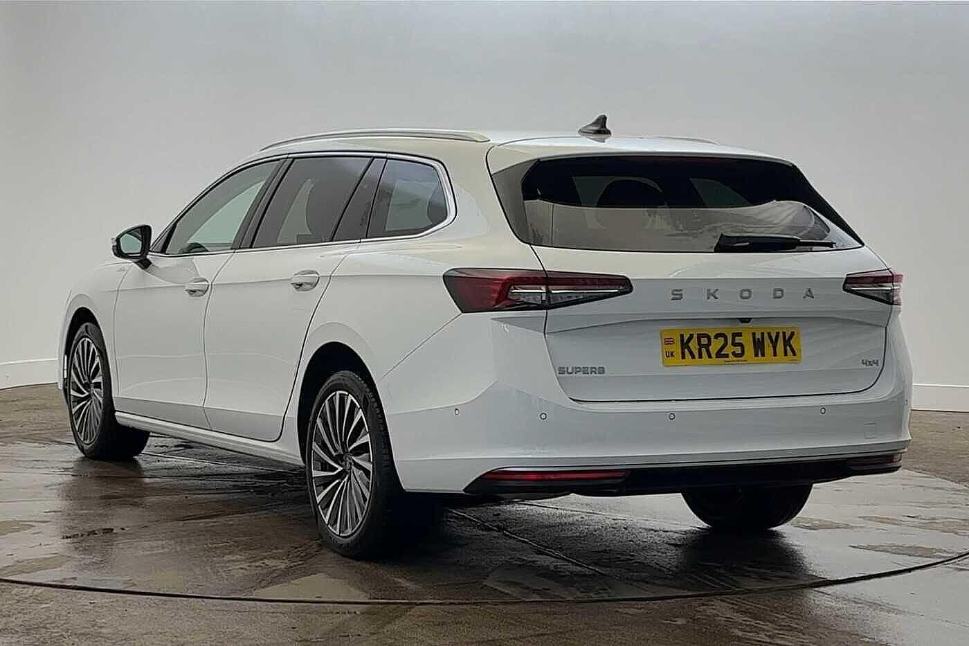 Used Skoda Superb 2025 for sale - 76691184: Photo 3