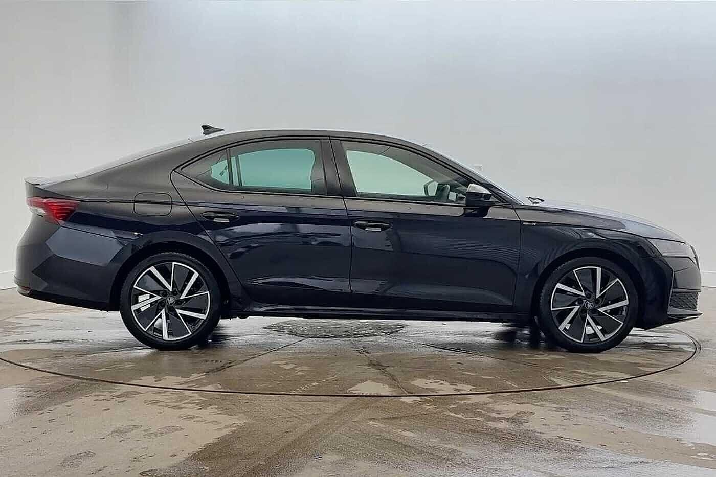 Used Skoda Octavia 2025 for sale - 76888398: Photo 4