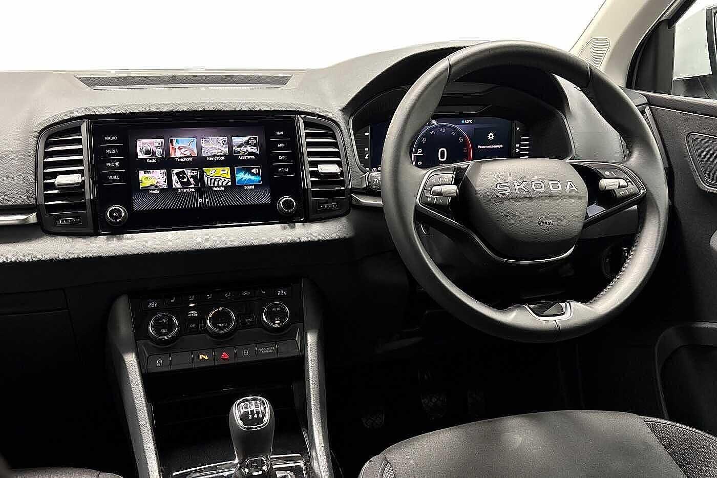 Used Skoda Karoq 2025 for sale - 77135481: Photo 2