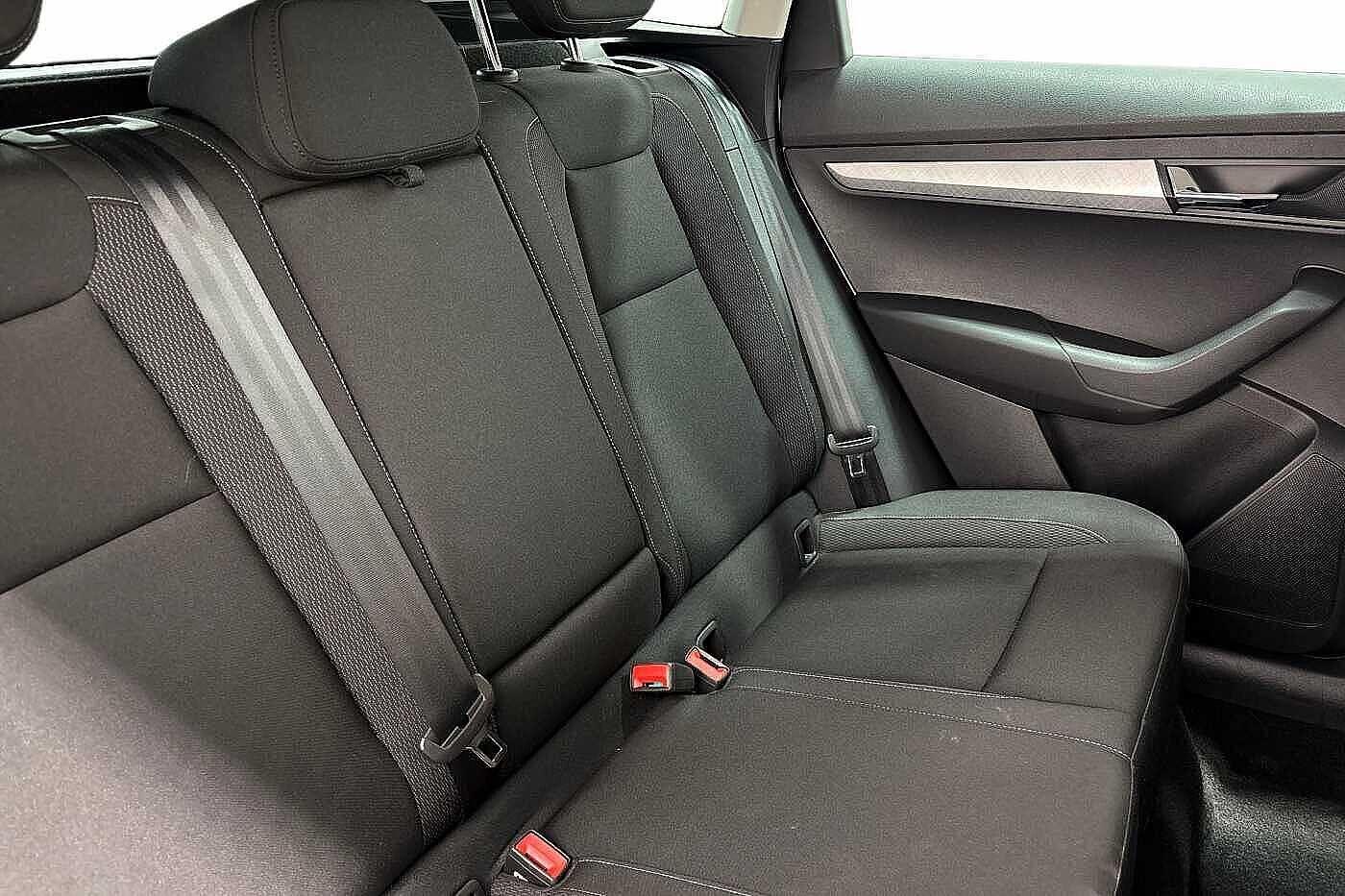 Used Skoda Karoq 2025 for sale - 77135481: Photo 9