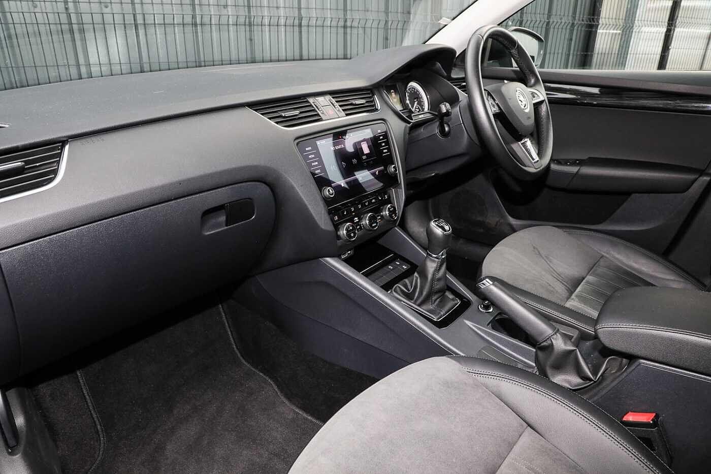 Used Skoda Octavia 2020 for sale - 77725503: Photo 2