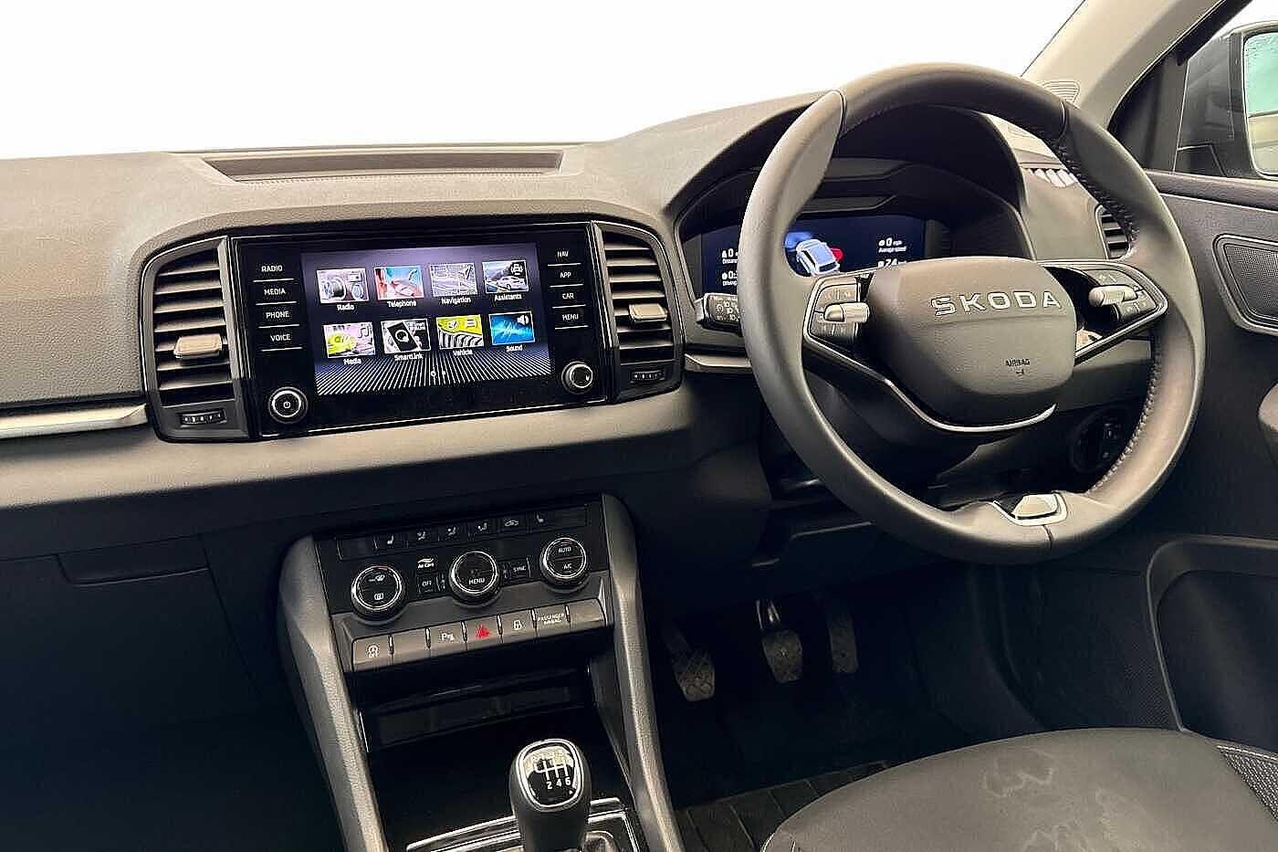 Used Skoda Karoq 2025 for sale - 77135529: Photo 2