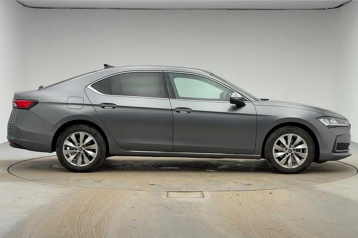 Used Skoda Superb 2025 for sale - 77927064: Photo 4