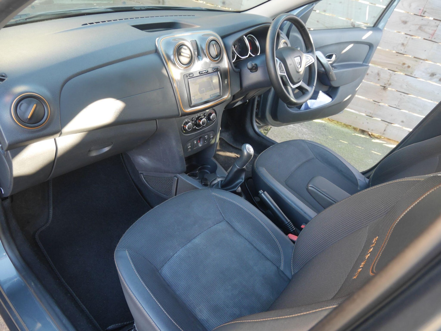 Used Dacia Logan MCV 2017 for sale - 78103096: Photo 15