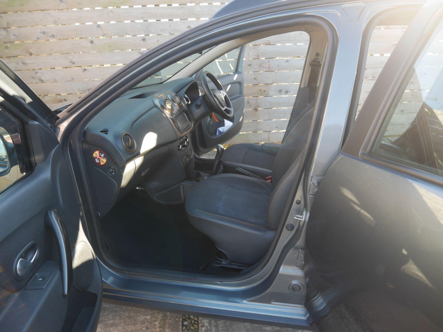 Used Dacia Logan MCV 2017 for sale - 78103096: Photo 21