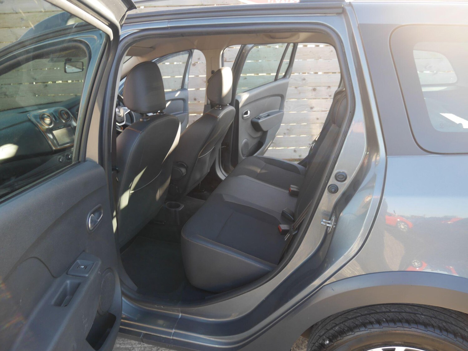 Used Dacia Logan MCV 2017 for sale - 78103096: Photo 22