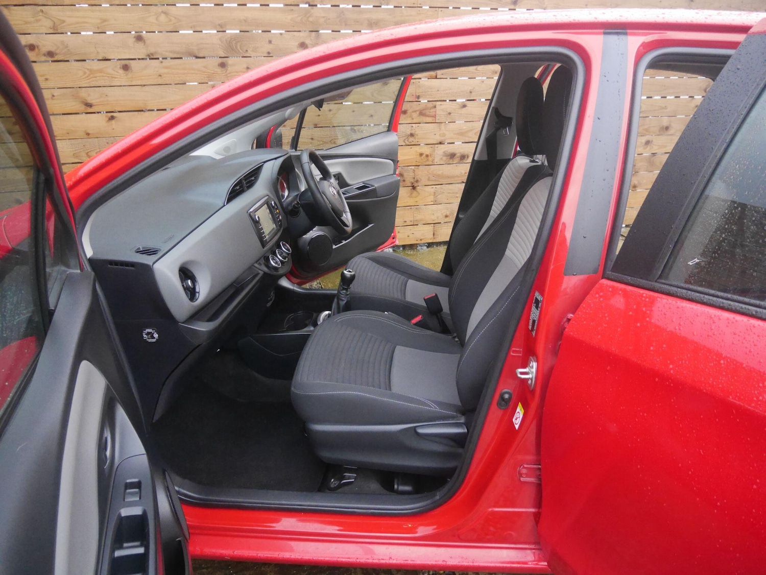 Used Toyota Yaris 2019 for sale - 78103162: Photo 20