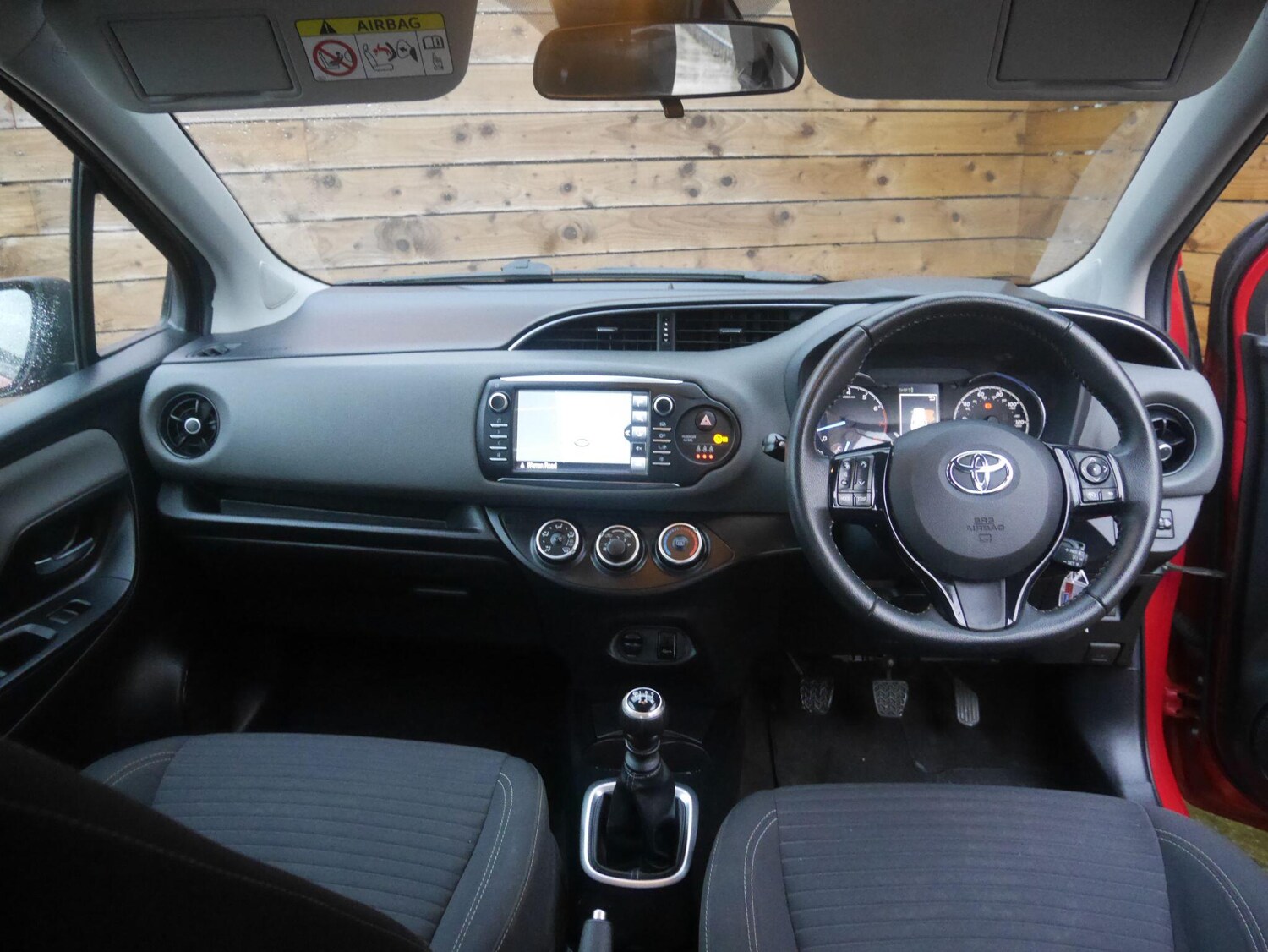 Used Toyota Yaris 2019 for sale - 78103162: Photo 25