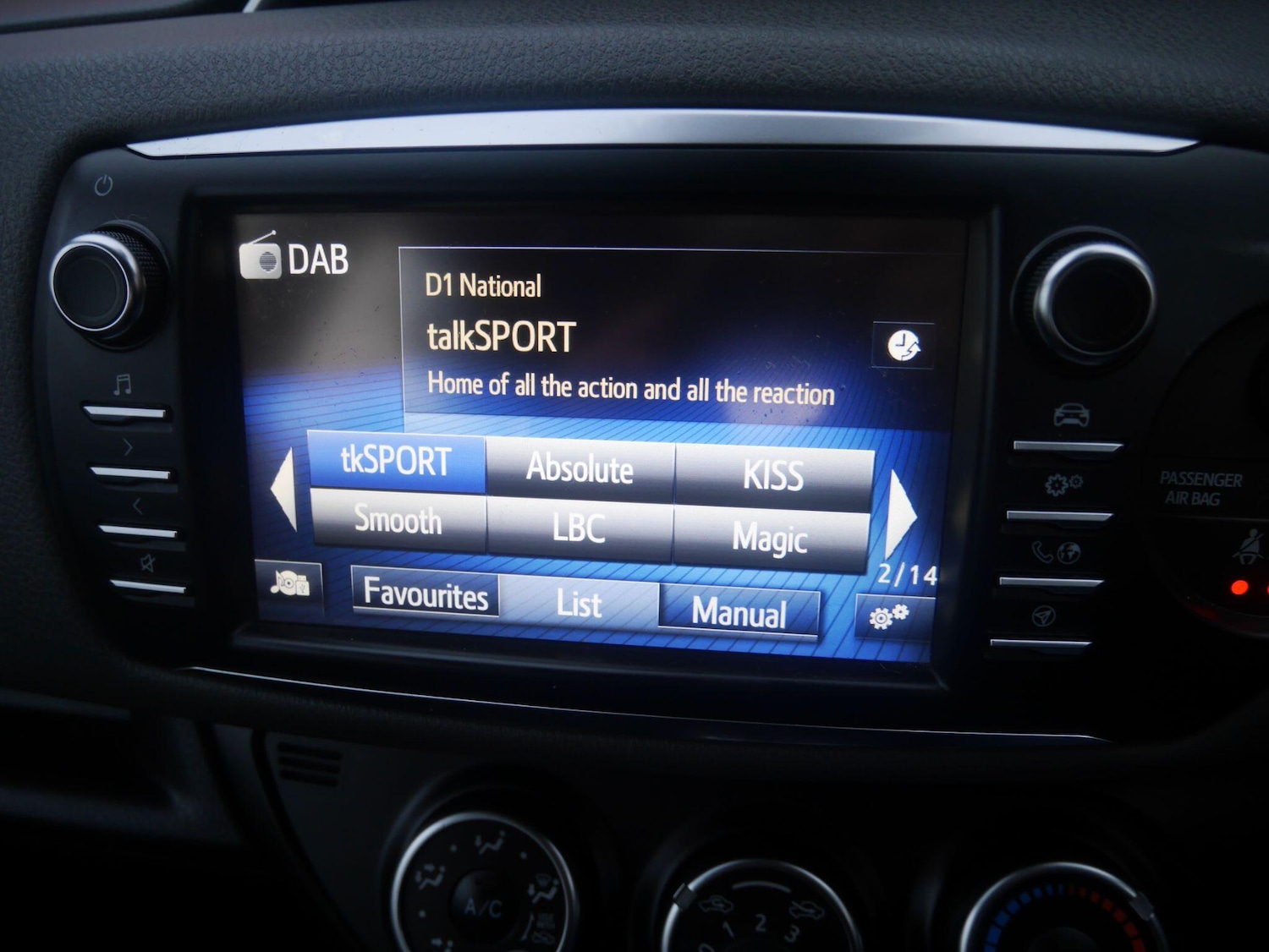 Used Toyota Yaris 2019 for sale - 78103162: Photo 34