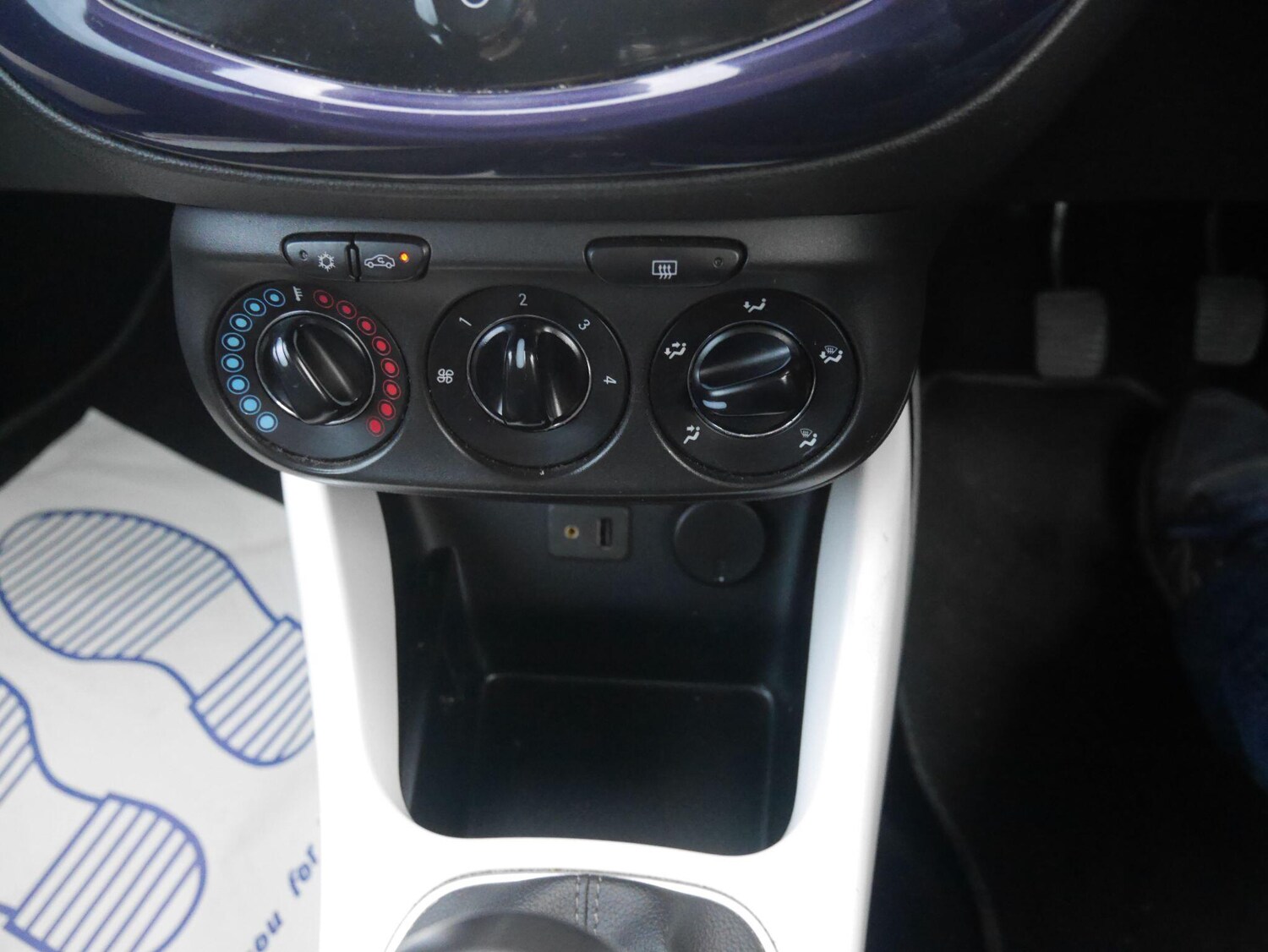 Used Vauxhall ADAM 2014 for sale - 78103164: Photo 36