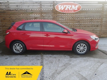 Hyundai i30 feature image