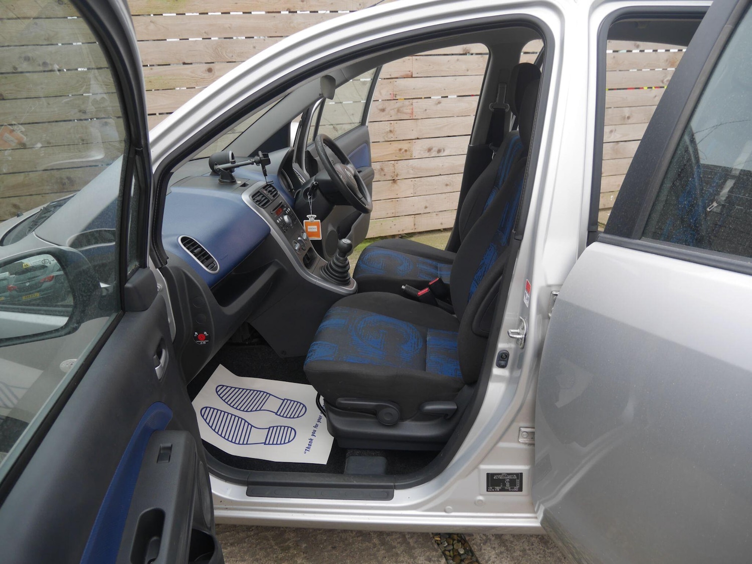 Used Vauxhall Agila 2011 for sale - 78103123: Photo 23