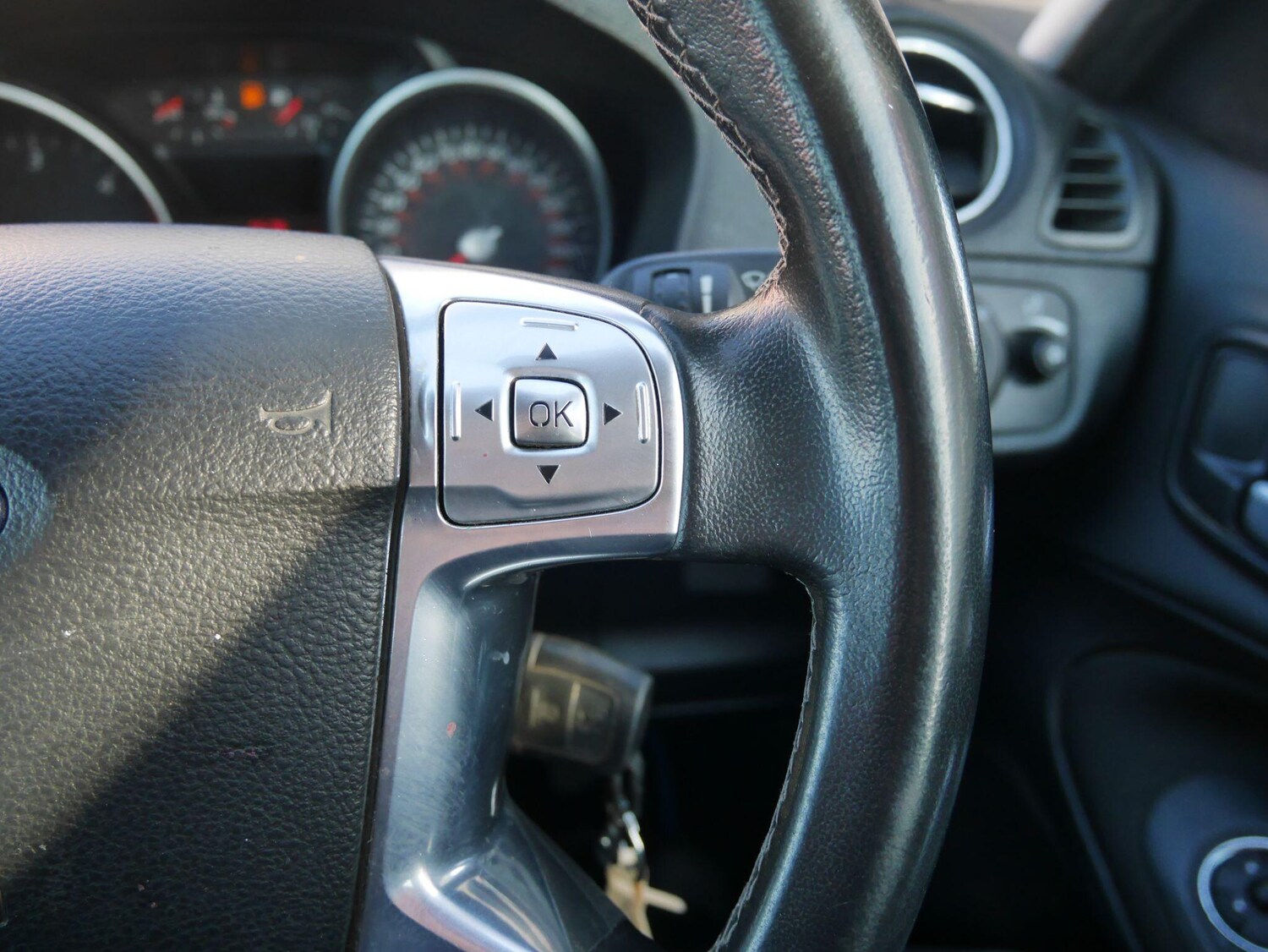 Used Ford S-Max 2014 for sale - 78103102: Photo 42