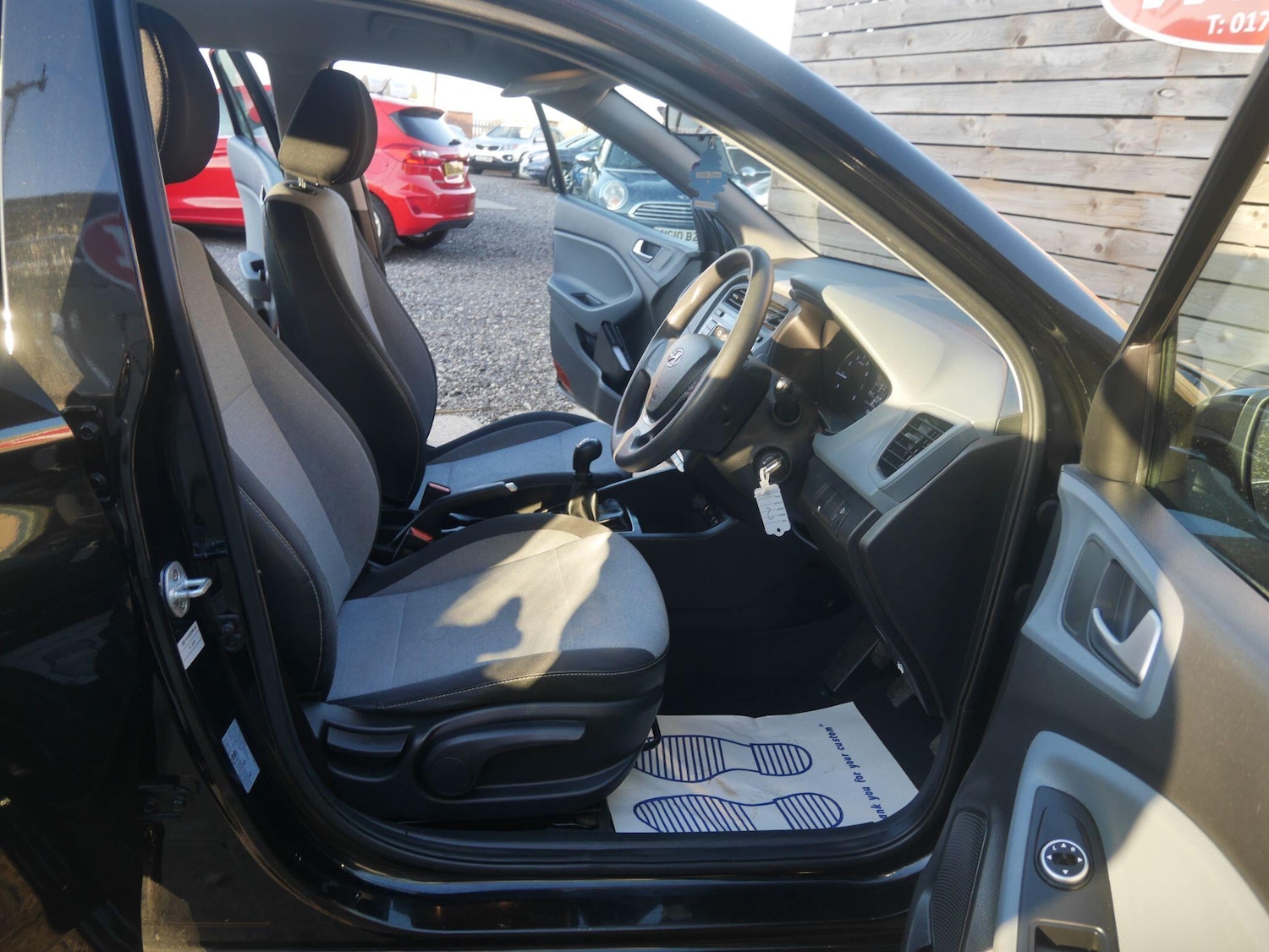 Used Hyundai i20 2015 for sale - 78103098: Photo 18