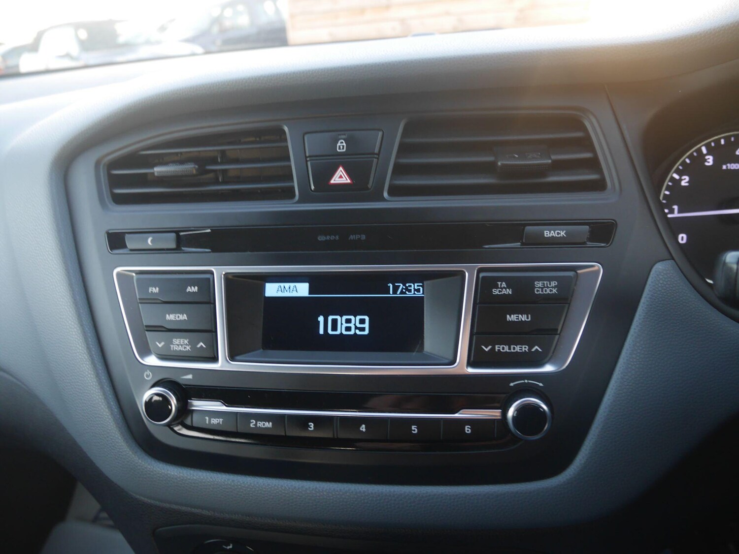 Used Hyundai i20 2015 for sale - 78103098: Photo 33