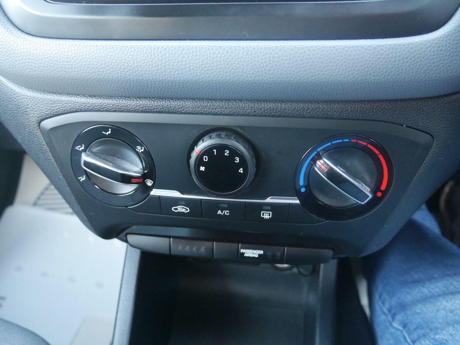 Used Hyundai i20 2015 for sale - 78103098: Photo 34